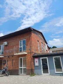 Продам приміщення комерційного призначення