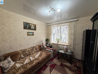 Квартира з ремонтом, 3 поверх, цегла
