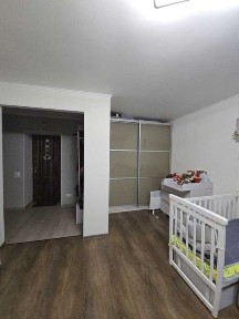 Продаж 1-к квартири ! ЦЕНТР ! РЕМОНТ !