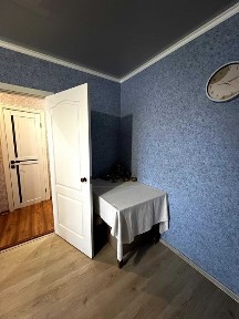 Продаж 3-х кімнатної квартири в центрі, ЄВідновлення, обмін на 2-кімнатну