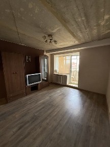 Продам 2 кімнатну квартиру район Харківської