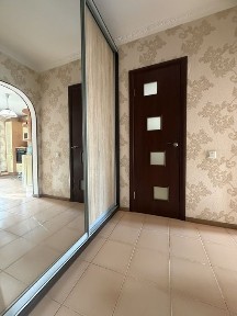 Продаж найкращої 1к з А/о в топ локації - на початку Пр. Свободи в цеглі !