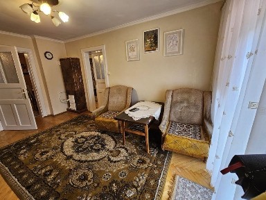 Здається в оренду квартира по вулиці Професора Думанмького (Буйка). Ремонт, меблі та техніка, ізольована кімнати з двохспальним ліжком та кухня-студія