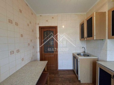 Продаж 2-к квартири на мкрн Сонячний