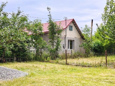 Цегляний будинок з усіма зручностями в селі Судобичі.