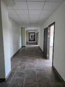 Аренда склада класса А в Гостомеле | 9 300 м² | 8 доковых ворот | Высота 12 м | 800 кВт