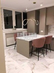 Продаж 2к квартири з ремонтом, ЖК Голосіїво, вул. Голосіївська 13б