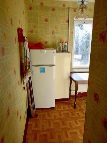 Продаж 3 кім. Незалежності
