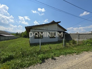 БЕЗ КОМІСІЇ: Сучасний будинок (165 м²) з преміальних матеріалів за крок від центру міста!