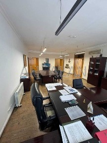 Продаж нежитлового офісного приміщення 1080 м2. Лук'янівська