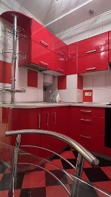 Сдаётся 3 ком квартира на Бочарова/Крымская. Газ.