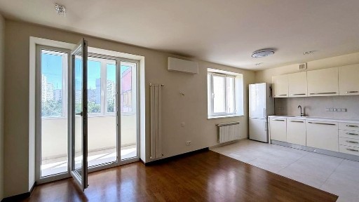 Продам 3 комнатную квартиру ул. Клочковская, Научная