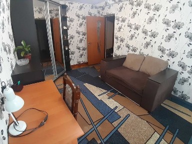 Продам 2 кімнатну квартиру з роздільними кімнатами від Власника ЗА СЕРТИФІКАТОМ НЕ ЦІКАВИТЬ