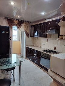 Сдам 2 х к. кв. на Песках