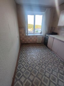 Продається однокімнатна квартира в цегляному будинку.