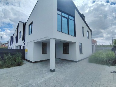 Продаж сучасного двоповерхового таунхаусу в м. Біла Церква, район Військбуд