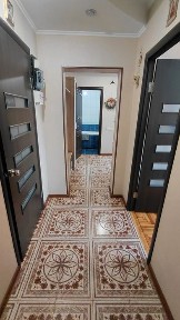 Продається 2-кім квартира в Хортицкому районі.