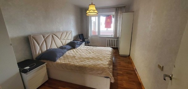сдам 3комн квартиру на Песках, Ромакс, СВЕТ не отключают