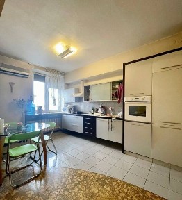 Продам 3х ком. квартиру с ремонтом и мебелью на улице В. Мономаха