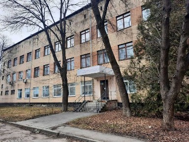 Оренда Укртелеком! 1500,7 м²; смт. Ставище, вул. Цимбала Сергія, 42