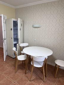 Власна без комісії 2-кім квартира 68 кв м Ушакова, 14 а Академмістечко