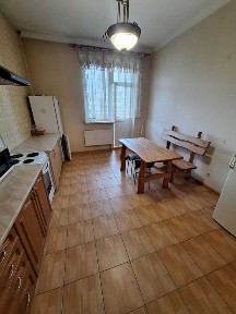 Без%. Продам 2х кімнатну квартиру по просп. Науки 30 в Голосіївському районі