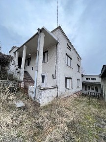 Продається двоповерховий будинок