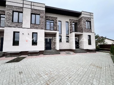Гатне продаж будинку (таунхаус) 120м2+підвал 60м2 заведено газ
