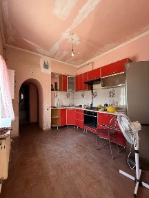 Продам однокомнатную квартиру 40 м. кв в пгт Великодалинском, Одесская область, пригороде Одессы и Черноморска.