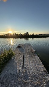 Новоселовка. Центр. 22 сотки со своим берегом и причалом