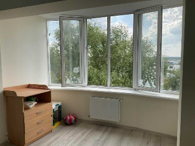 Продам 1-ком. квартиру Песочин Мобиль (44 м. кв., новый дом, экономное отопление)