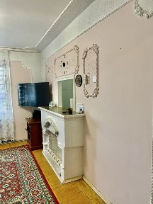Продається простора 3-кімнатна квартира в одному з найкращих районів Мукачева - Росвигово!