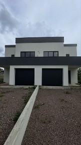 Продаж сучасного будинку біля Львову