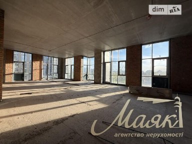 Продаж офісного приміщення 137.15 кв. м. на 1 поверсі на вул. Андрія Верхогляда, багатоповерхова будівля • ID 33326202