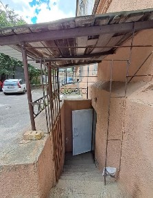 Отдельный вход Студия звукозаписи Центр цокольное помещение м. Арсенальная мокрая точка склад, офис, шоу-рум, цветы, услуги, склад без %