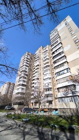 Высотка в начале Таирова, 39 метров, дворовая
