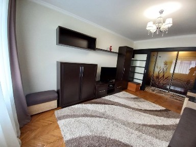 Продам 3 - кімнатну квартиру