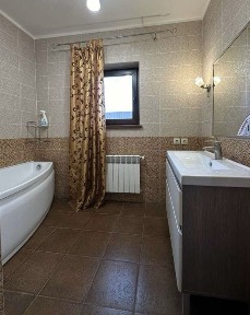 Оренда будинку біля озера, 900 м до окружної