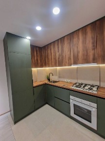 Продаж двох кімнатна квартира та кухня-студія