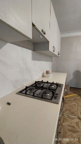 Продаю дом в Варваровке возле школы.