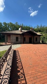 Приватний будинок, Старі Безрадичі