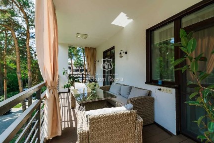 Продаж 3-кімнатної квартири 112 м², Підлісна вул., 15