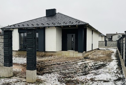 Продам сучасну американку 110 м. кВ в хорошій локації