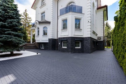 Ексклюзивний автономний будинок у КМ Золоче | Zoloche 580м² | 9 соток | Без комісії | Ремонт