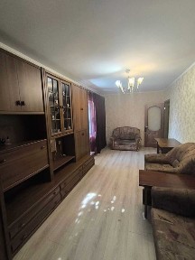 Продам 1-но комн. квартиру с ремонтом. под Одессой Хлебодарское. Гараж.