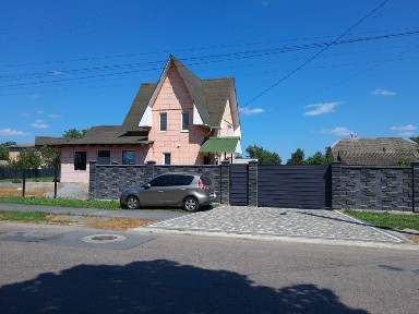 Ппродам двоповерховий будинок