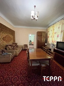 Продаж 2-кімнатної квартири з гаражем, Запоріжжя Ліве