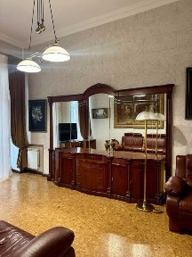 Шевченківський район, Рейтарська 29.
