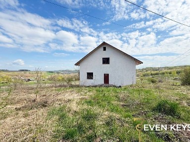 Продаж будинку в с. Валя Кузьміна