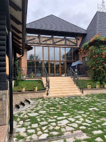 Продаж будинка від власника з суттєвим торгом. Жилої площі 329 м2